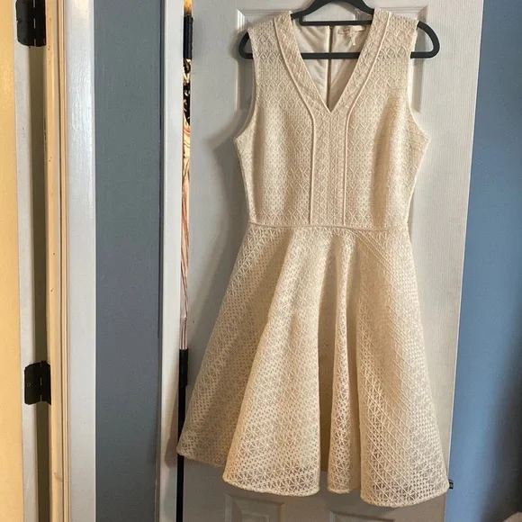 Maje Eyelet Dress - Picture 6 of 9